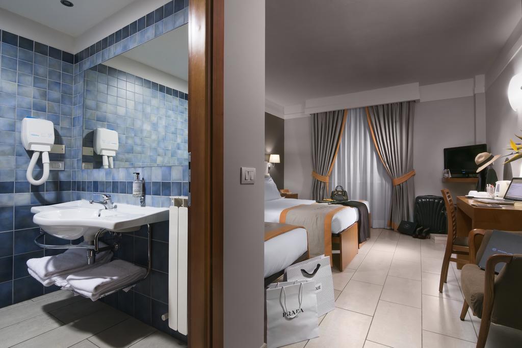 Hotel Il Viandante Террануова-Браччолини Экстерьер фото