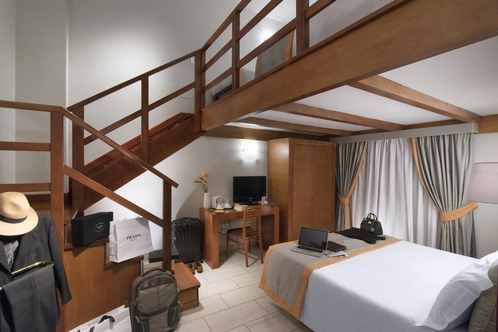 Hotel Il Viandante Террануова-Браччолини Экстерьер фото